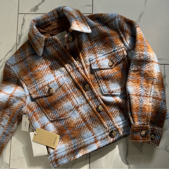 Wilfred Free | The Ganna™ Cropped Shirt Jacket - Picture 6 of 10